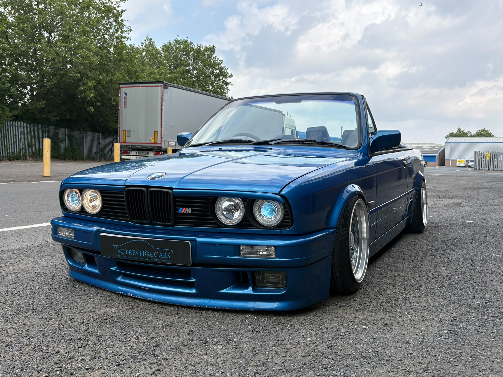 BMW10