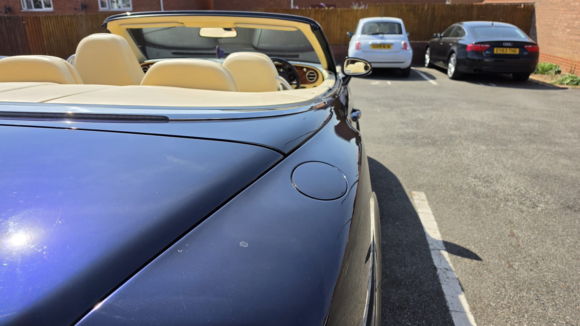 Bentely25