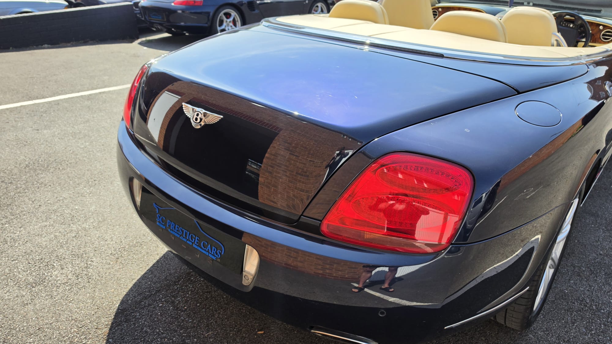 Bentely26