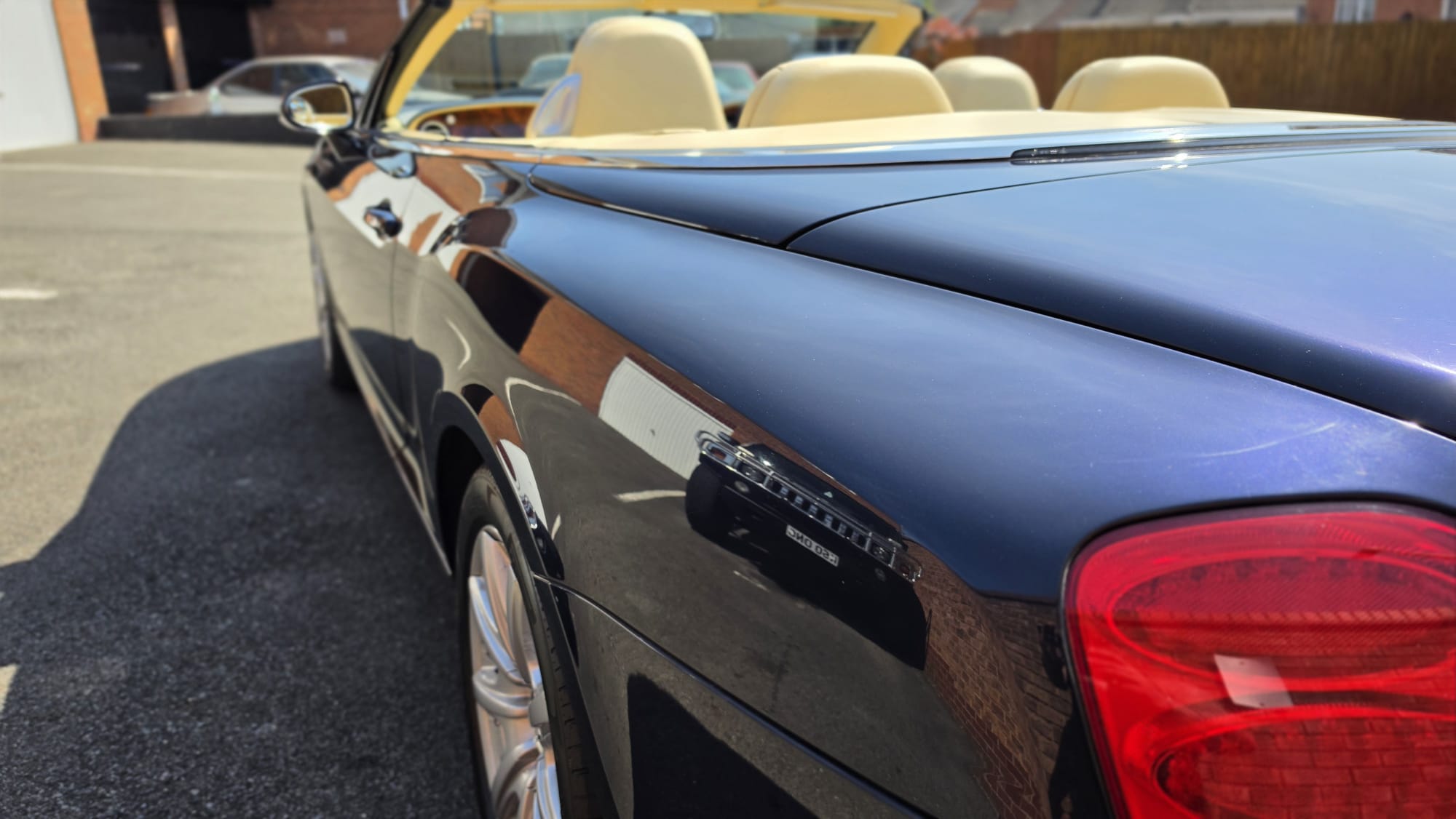 Bentely44