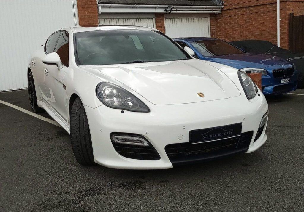 Porsche Panamera Turbo PDK 2010